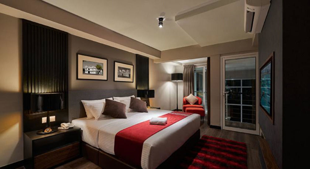 Maritime Luxury Suites George Town Exterior photo