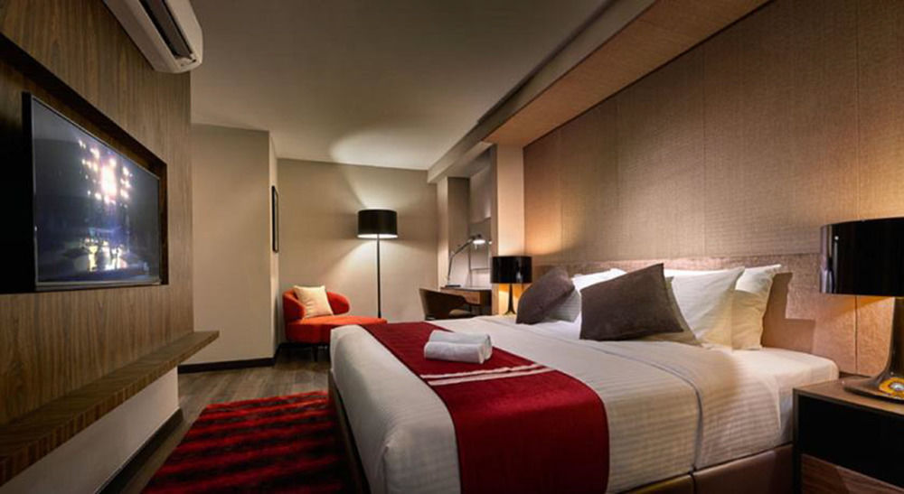 Maritime Luxury Suites George Town Exterior photo