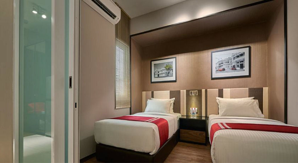 Maritime Luxury Suites George Town Exterior photo